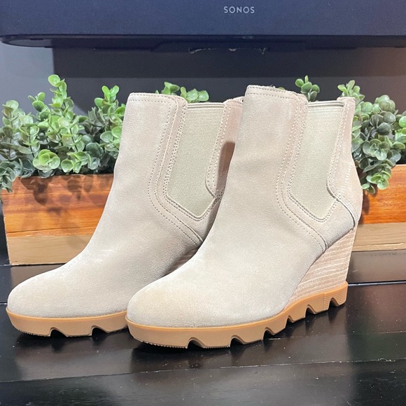 Sorel Shoes - SOREL Joan Uptown Chelsea Bootie